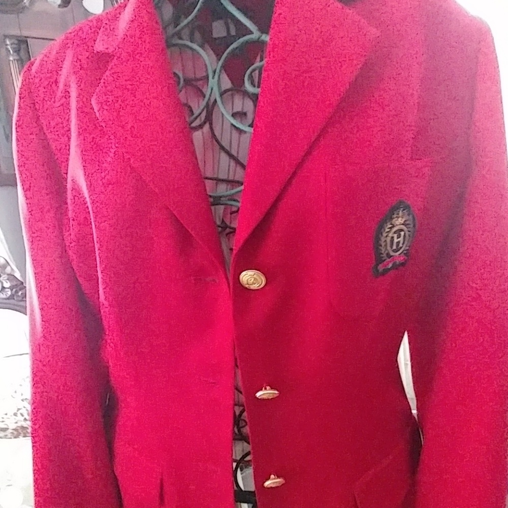 BEAUTIFUL Ladies Red Blazer